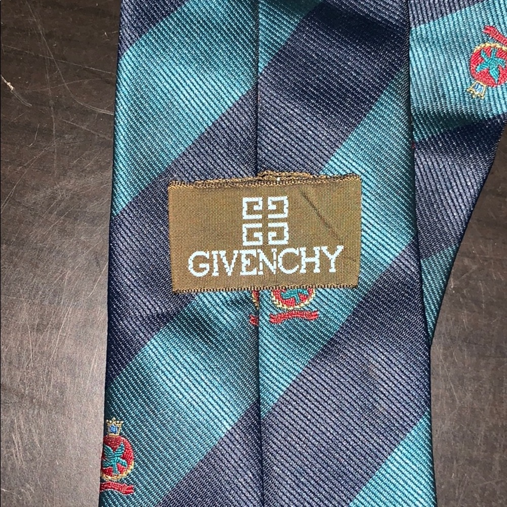 Givenchy Tie - Picture 3 of 3